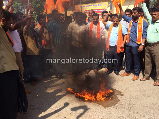 vhp protest 